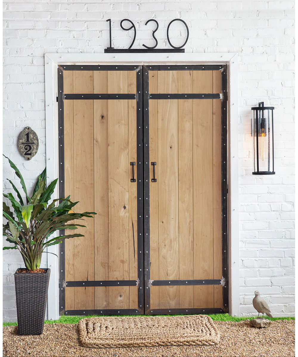 Alfie 1-Light Large Wall Mount Lantern in Black - Image 2