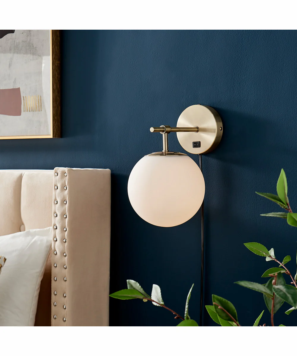 Lencho 1-Light Wall Lamp Gold/Frost Glass Shade - Image 3
