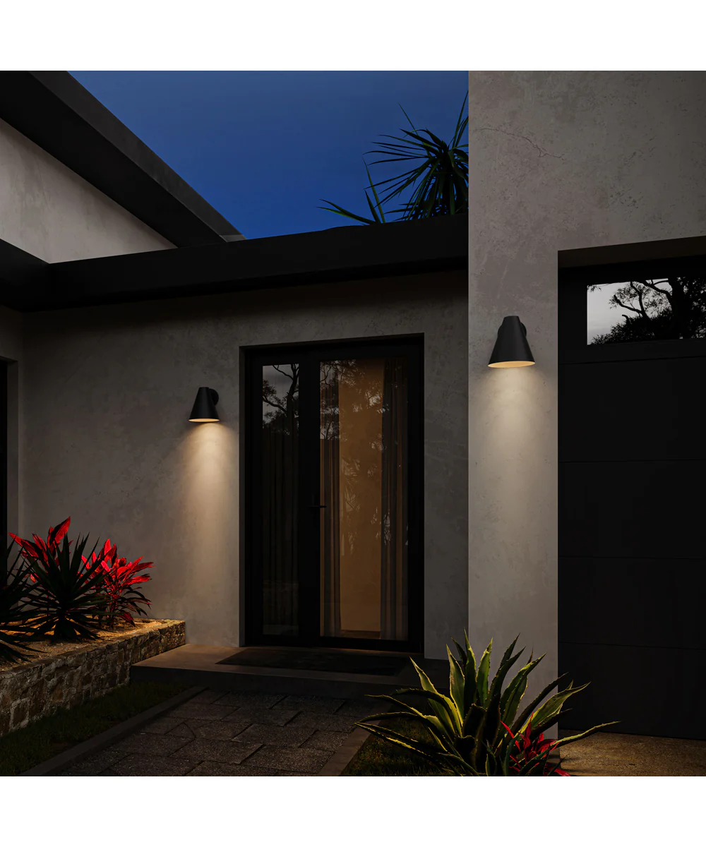 Mik Large Outdoor Wall Light Matte Black - Image 3