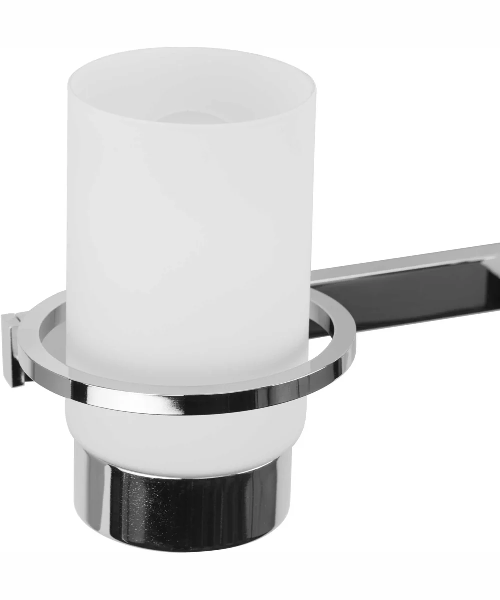 Reiss 3-Light Modern Farmhouse Vanity Light Polished Chrome - Image 8