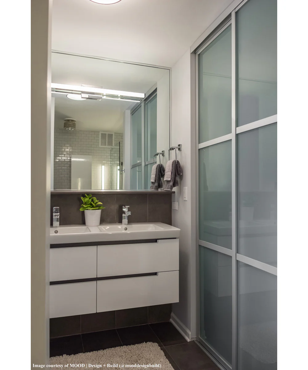Promenade Bath Light Polished Chrome - Image 6
