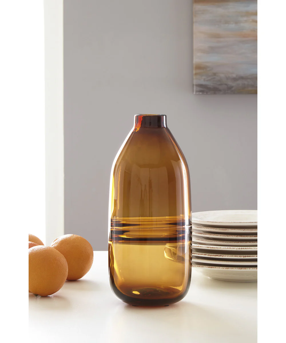 Lemmitt Vase Amber - Image 2