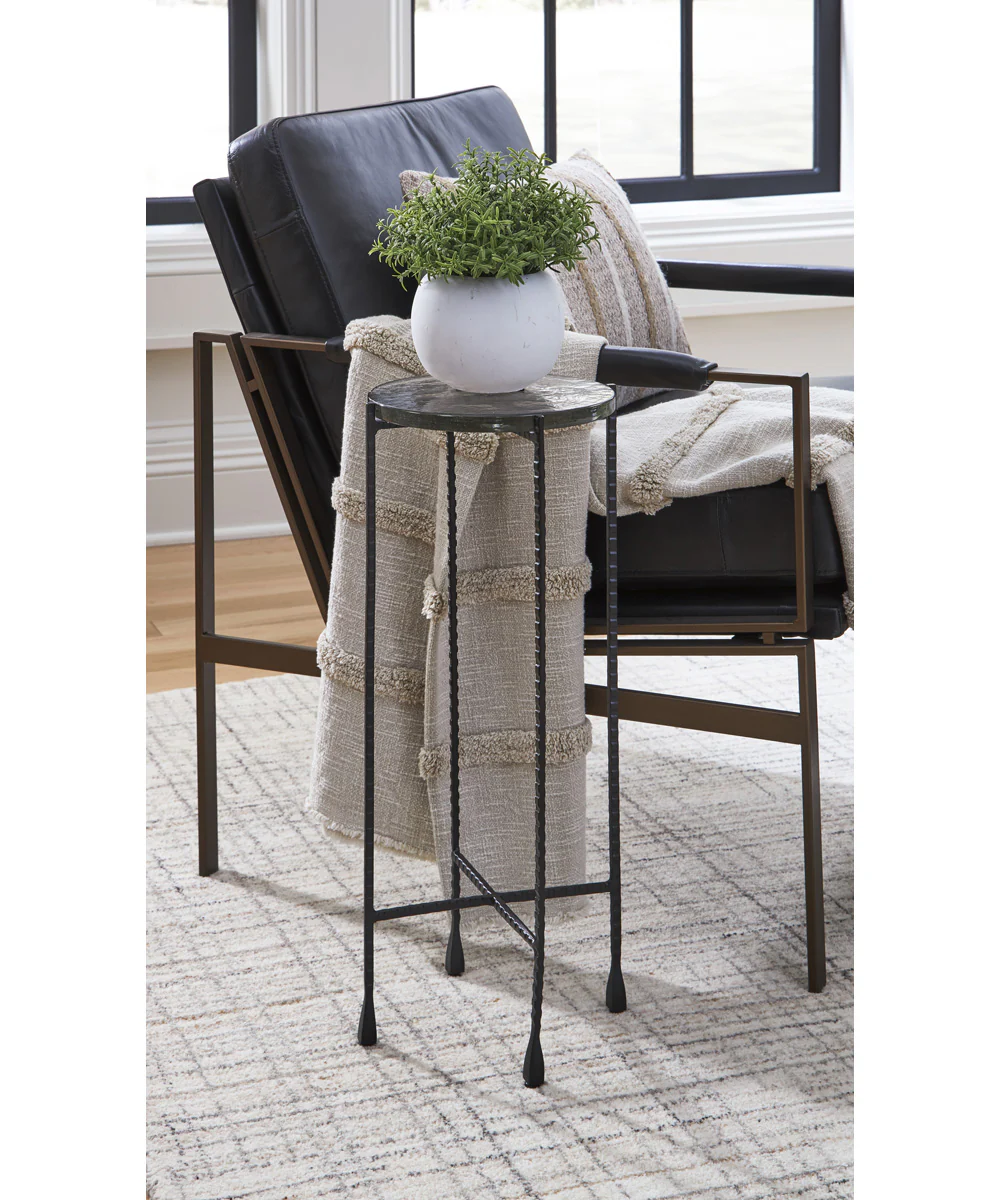 Newgoren Accent Table Clear/Black - Image 2