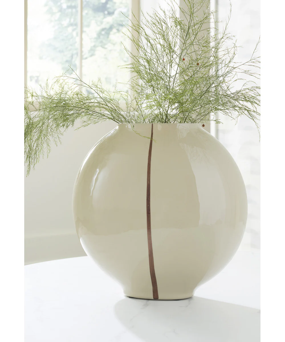 Sheabourne Vase Cream - Image 2